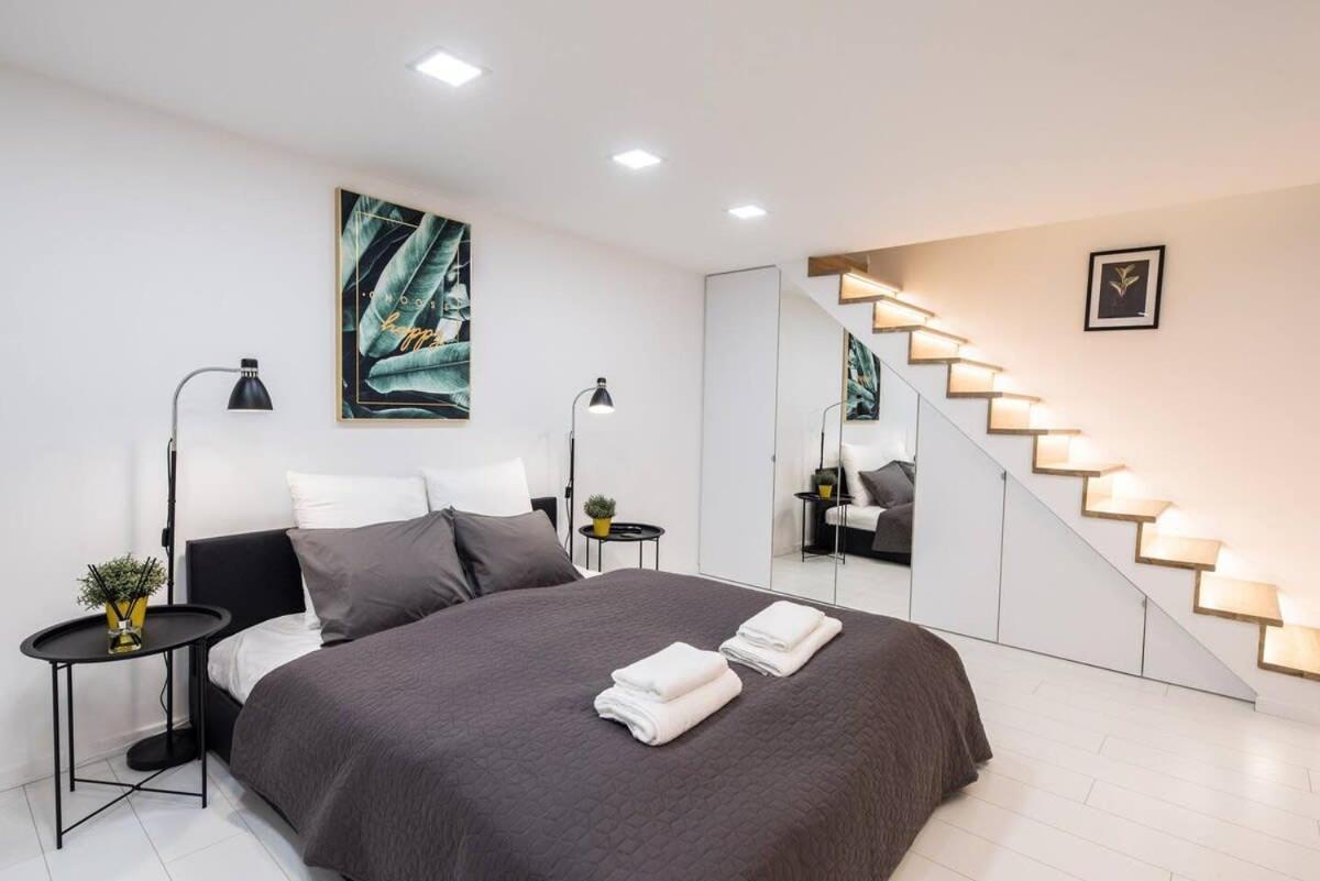 Renovated Design Apartment Close To The Danube Budapest Eksteriør billede