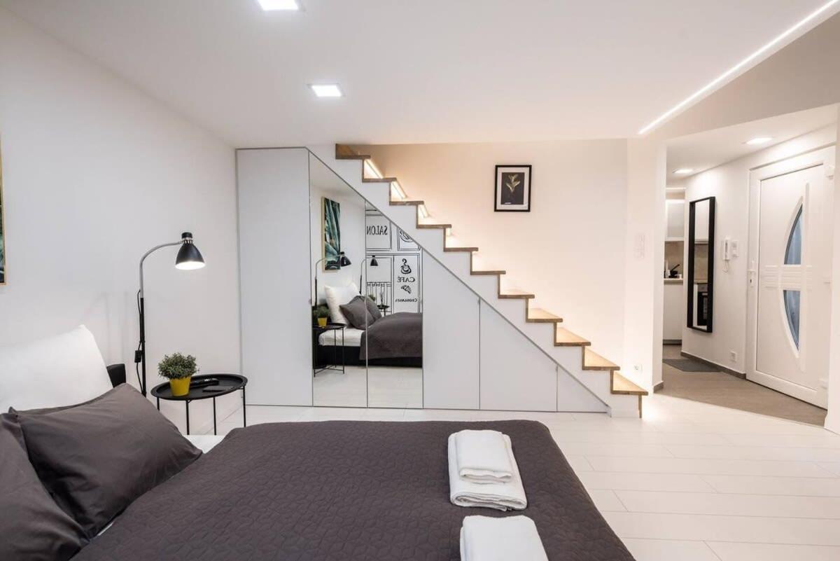 Renovated Design Apartment Close To The Danube Budapest Eksteriør billede